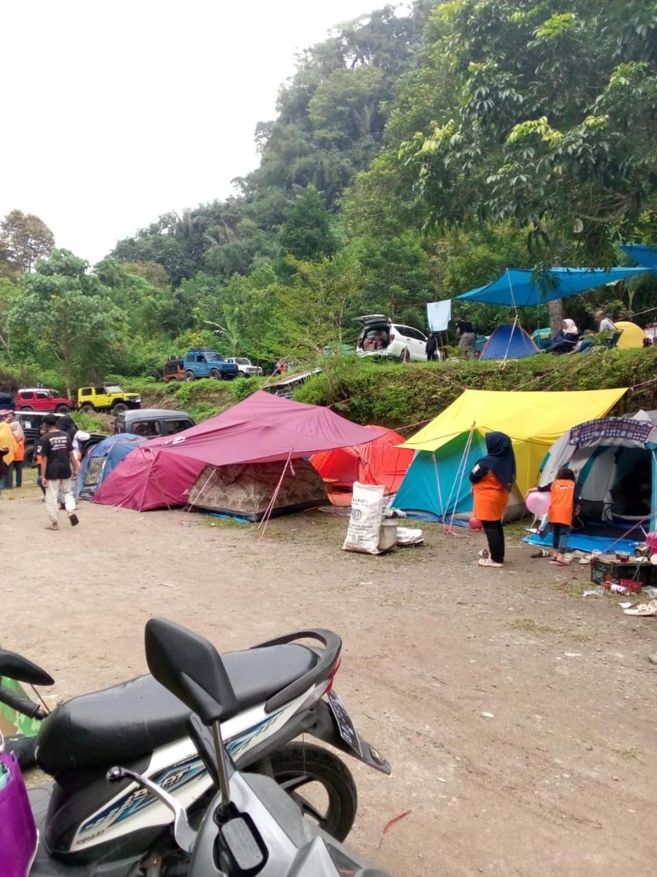 Tapian Ratu Camp Real Bukittinggi Dış mekan fotoğraf
