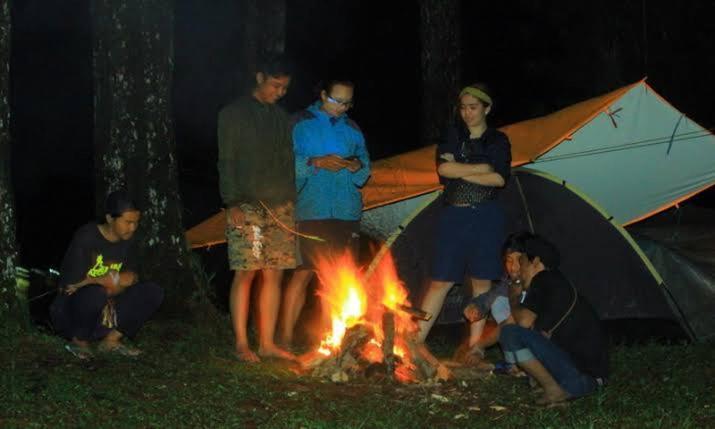 Tapian Ratu Camp Real Bukittinggi Dış mekan fotoğraf